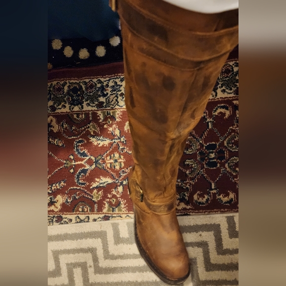 Jeffrey Campbell Distressed vintaged leather Boots - Picture 9 of 11